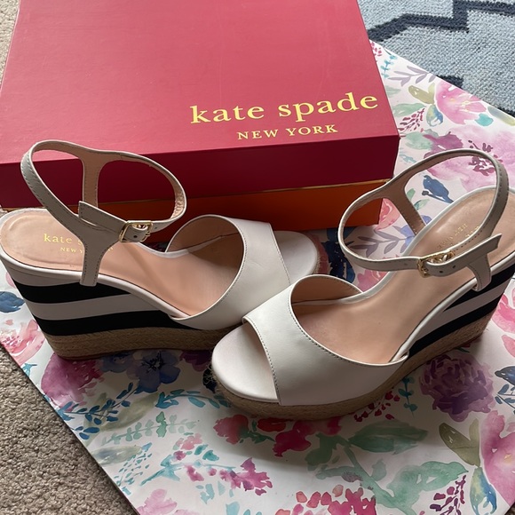 Kate Spade Deanna white vacchetta wedges - Picture 2 of 12